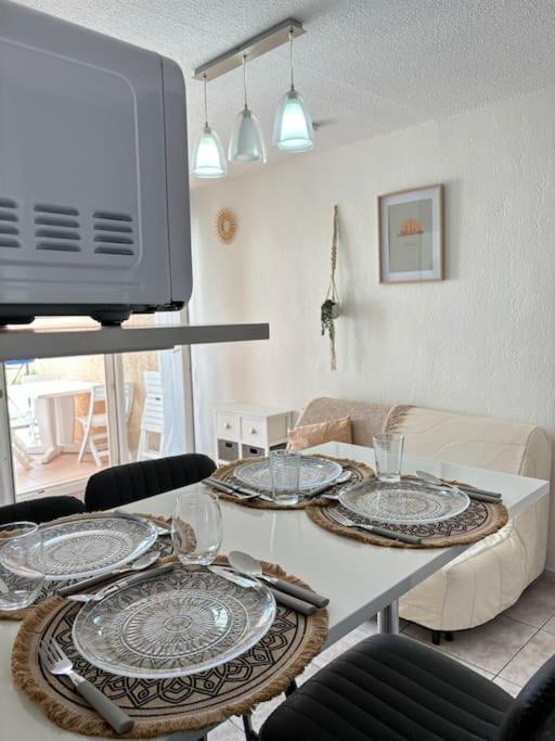 Appartement Confort 20 Metre Mer Sainte-Marie-la-Mer Exterior photo